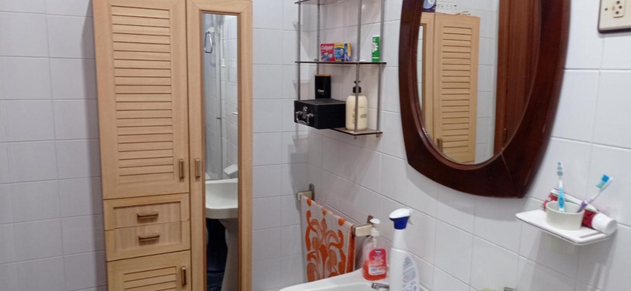 Individual Apartment Олвера Екстериор снимка